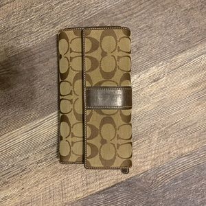 Coach wallet